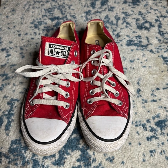 Chuck Taylor All Star Canvas Low Top Red White Classic Mens 6 women’s 8 M9696 - Picture 2 of 9